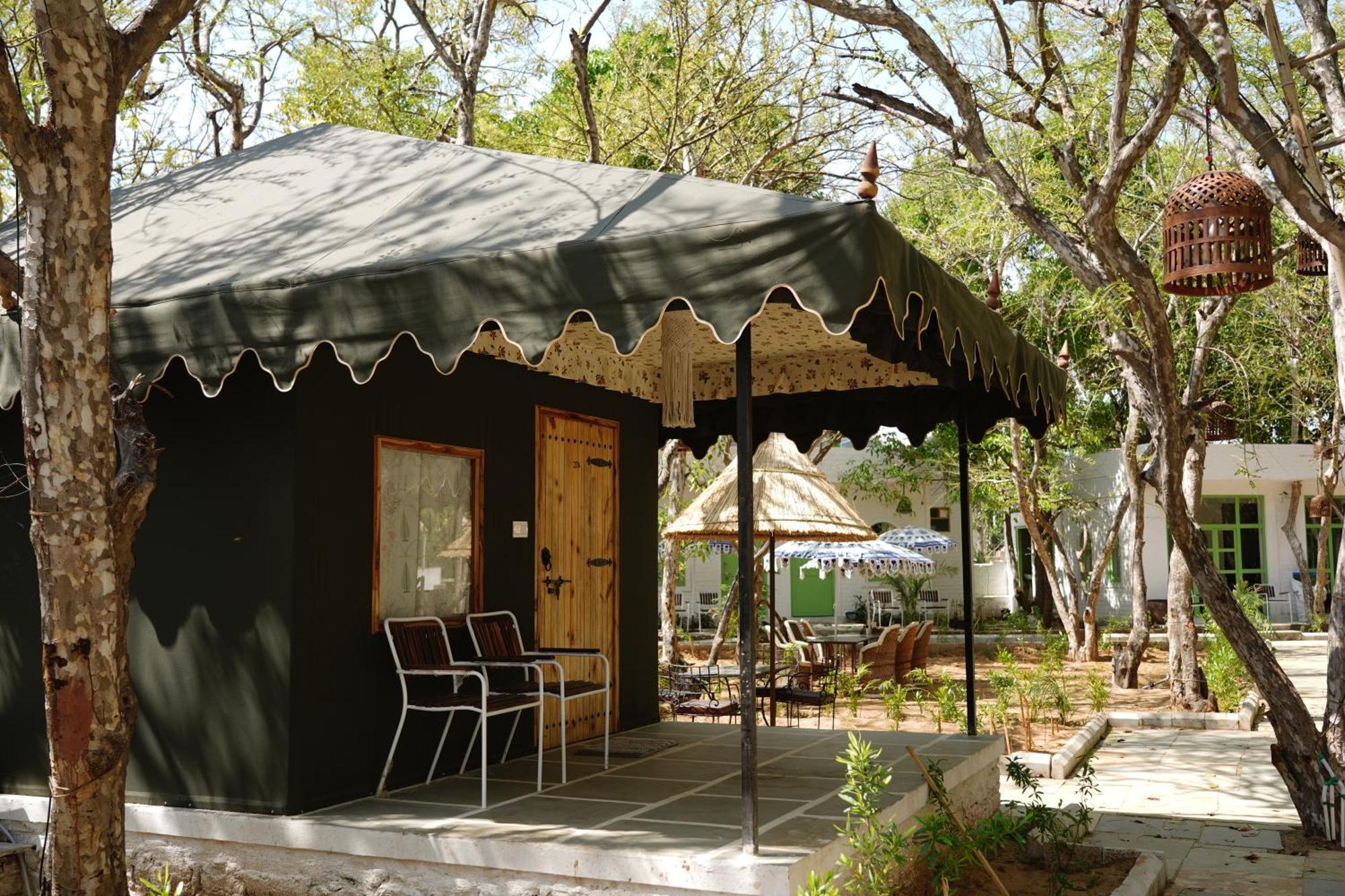 Heli Pushkar Hotel Exterior photo