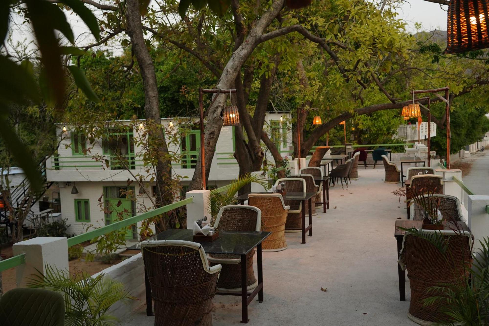 Heli Pushkar Hotel Exterior photo